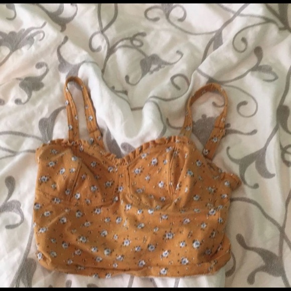 Cropped, floral tank - Picture 1 of 2